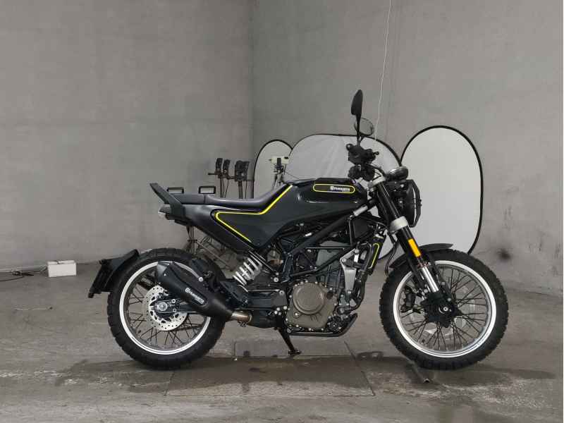 Husqvarna Svartpilen 401 2019
