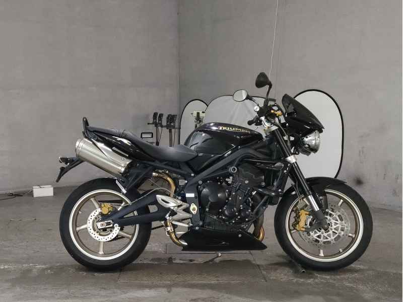 Triumph Street Triple R 2011