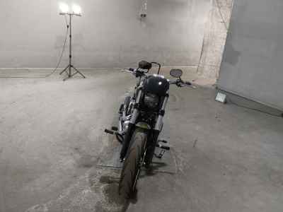 Harley-Davidson Breakout FXBRS1870 2022