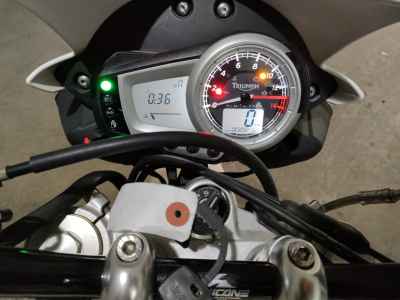 Triumph Street Triple 2008
