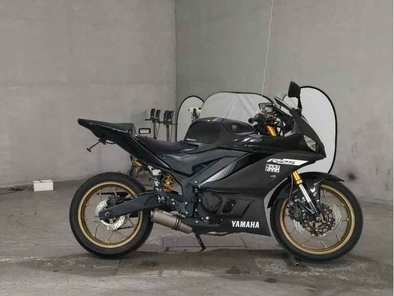 Yamaha YZF-R25 2019