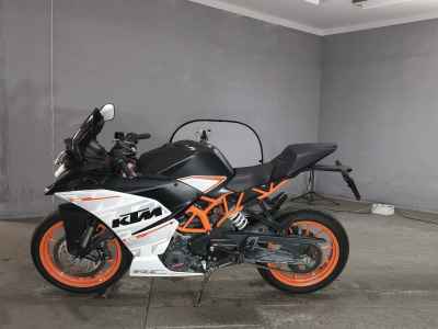 KTM RC 390 2017