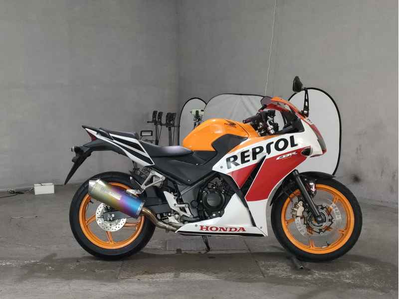 Honda CBR250R 2015