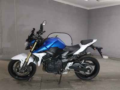 Suzuki GSR750 2014