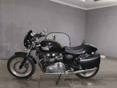 Triumph Thruxton 900 2014