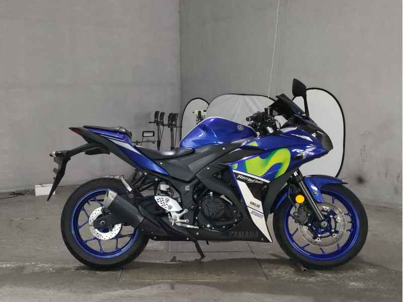 Yamaha YZF-R25 2016