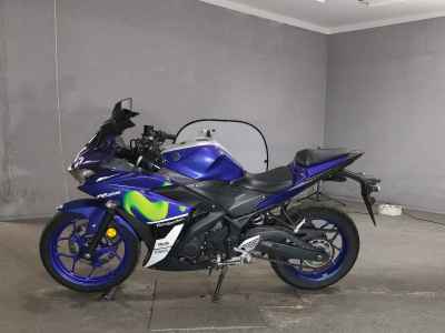 Yamaha YZF-R25 2016
