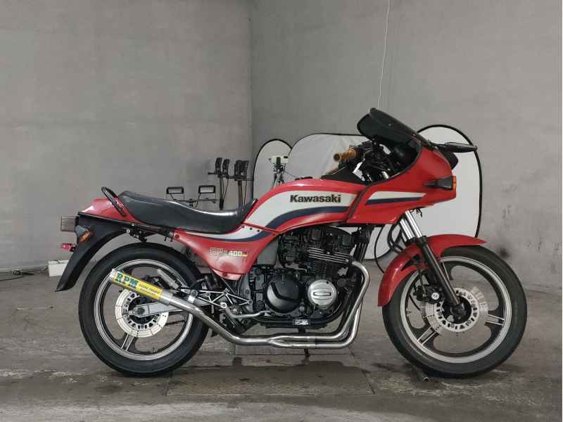 Kawasaki GPZ400F 2022