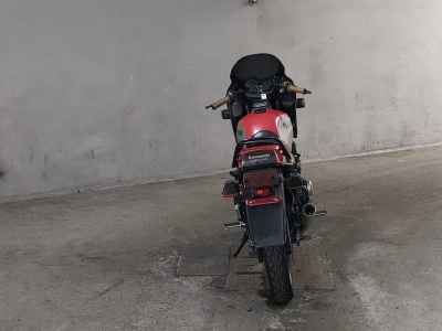 Kawasaki GPZ400F 2022