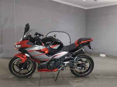 Kawasaki Ninja 400 2018