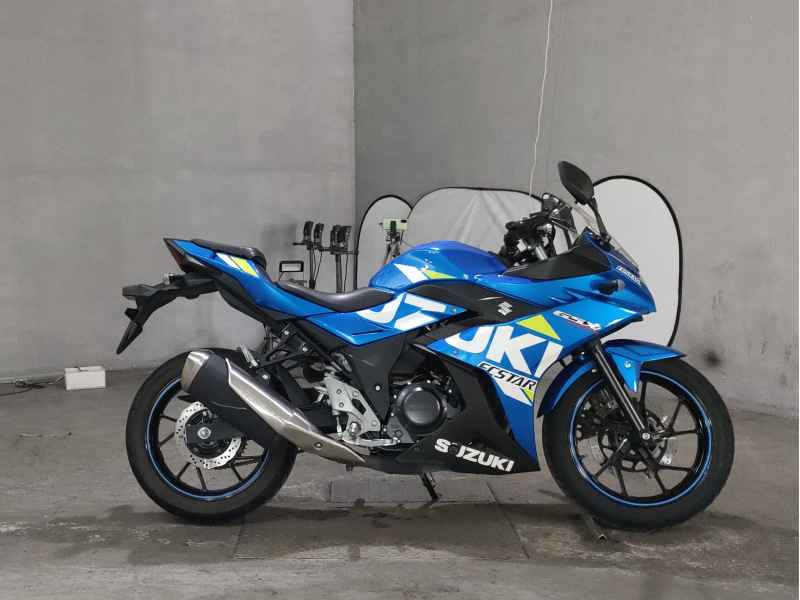Suzuki GSX250R