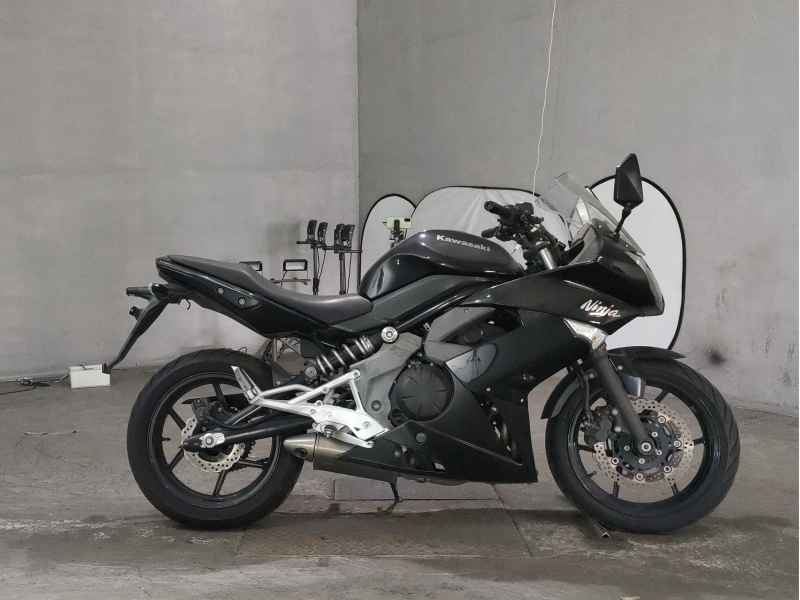 Kawasaki Ninja 400R 2012