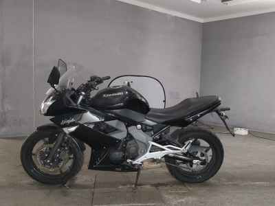 Kawasaki Ninja 400R 2012