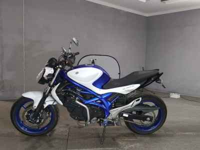 Suzuki Gladius SFV400 2012