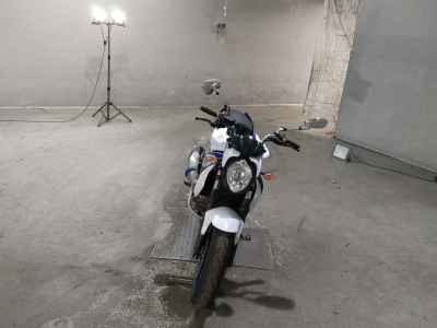 Suzuki Gladius SFV400 2012