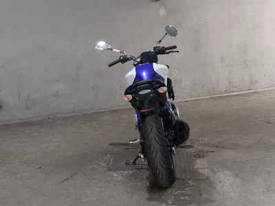 Suzuki Gladius SFV400 2012