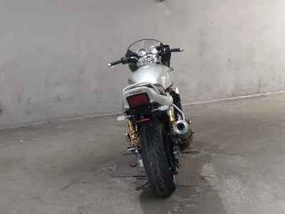 Yamaha XJR1200