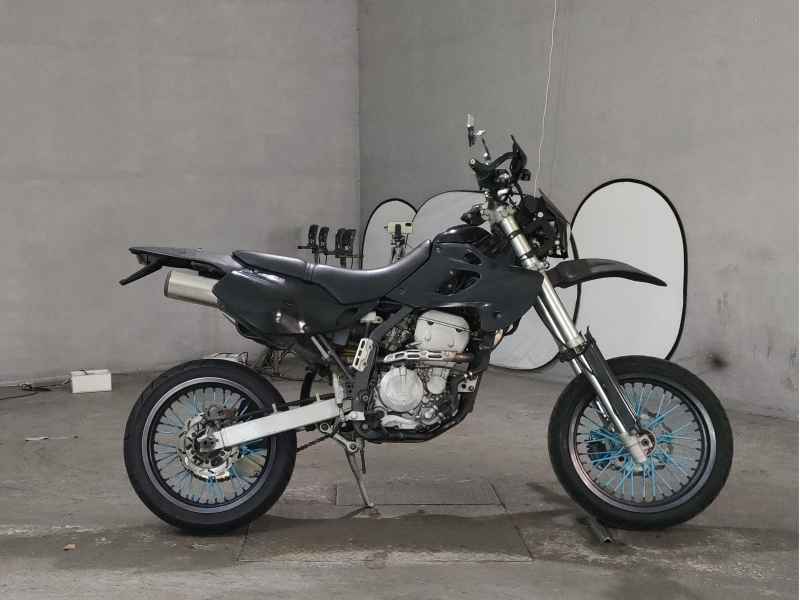 Kawasaki D-Tracker 250 X