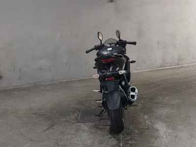Suzuki Gixxer 250SF
