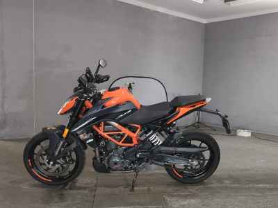 KTM 390 Duke 2025