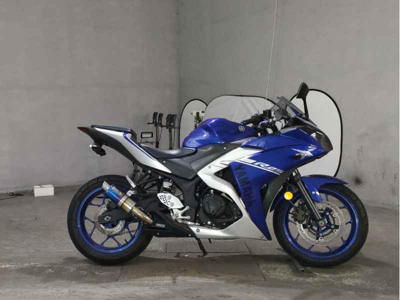 Yamaha YZF-R25 2017