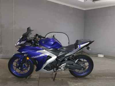 Yamaha YZF-R25 2017
