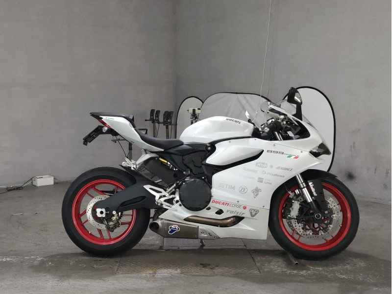 Ducati 899 Panigale 2015