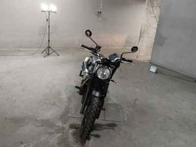 Triumph Street Scrambler 2023
