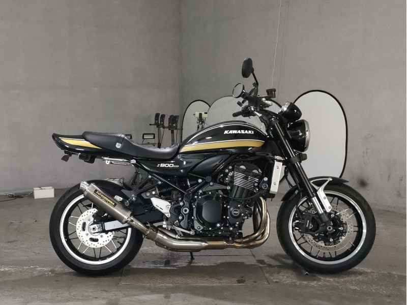Kawasaki Z900RS 2024
