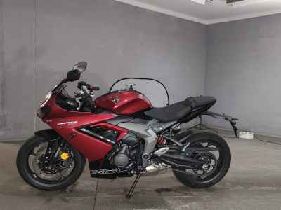 Triumph Daytona 660 2025