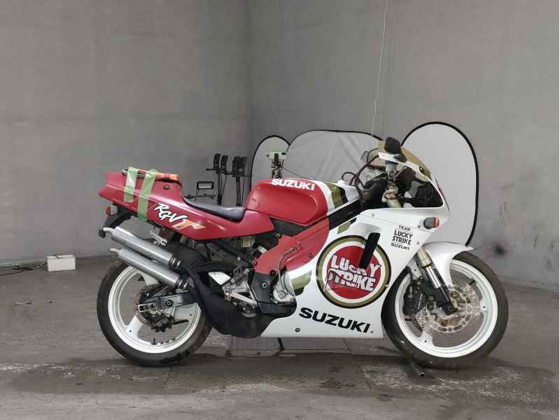 Suzuki RGV250