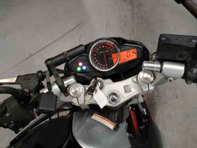 Suzuki GSR250
