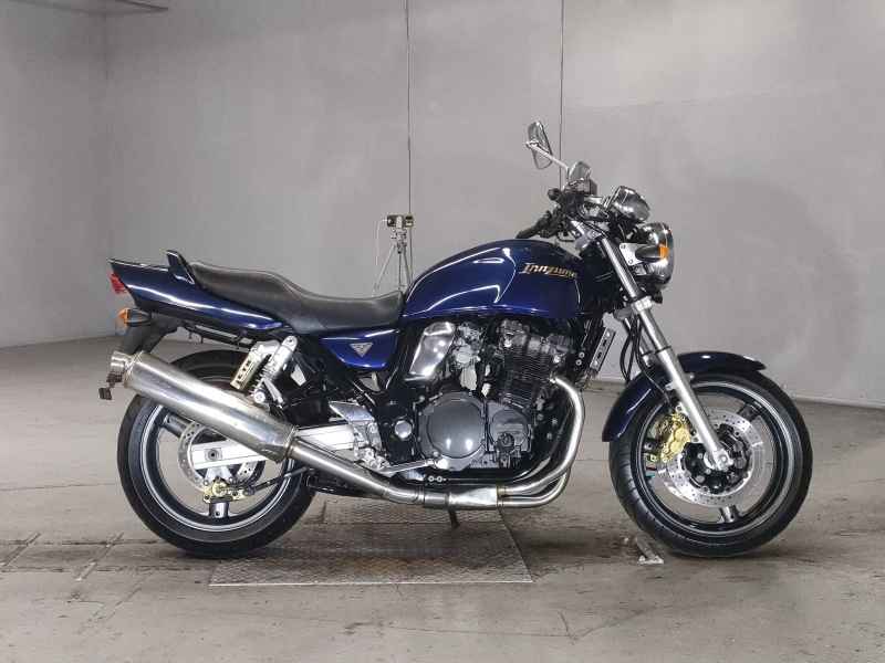 Suzuki GSX400 Inazuma