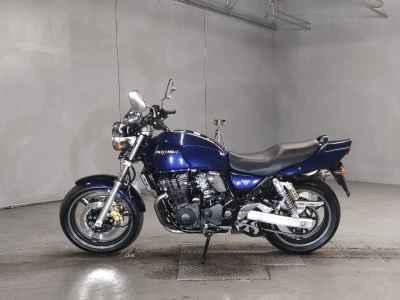 Suzuki GSX400 Inazuma