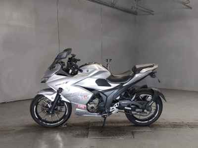 Suzuki Gixxer 250SF