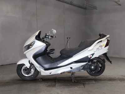 Suzuki Skywave 250SS