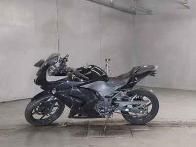 Kawasaki Ninja 250R 2012