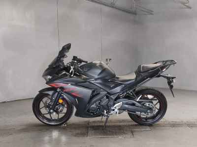 Yamaha YZF-R25