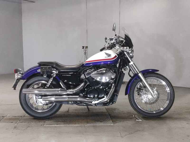 Honda VT750S 2011