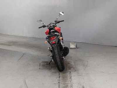 Suzuki Gladius SFV400 2010