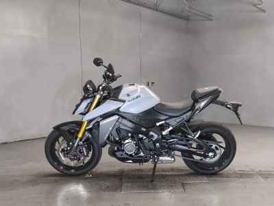 Suzuki GSX-S1000 2023