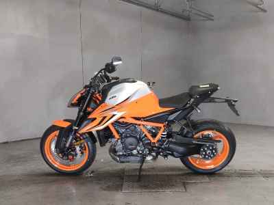 KTM 1290 Super Duke R 2022
