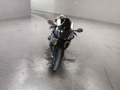 Yamaha YZF-R1M 2016