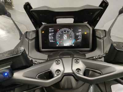 Yamaha TMAX 560 2025