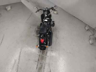 Suzuki Boulevard C90 2021