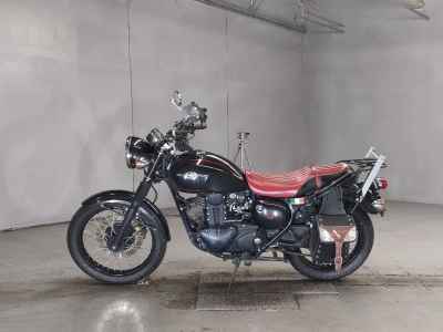 Kawasaki Estrella 2015