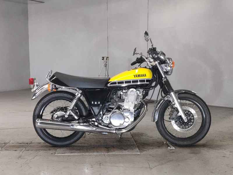 Yamaha SR400 2016