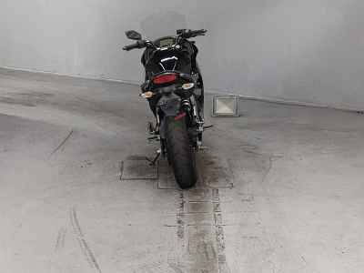 Kawasaki Ninja 400R 2010