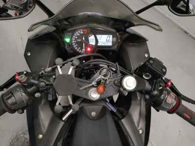 Yamaha YZF-R25 2018
