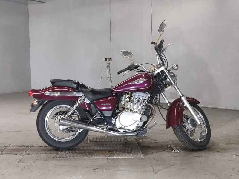 Suzuki GZ250